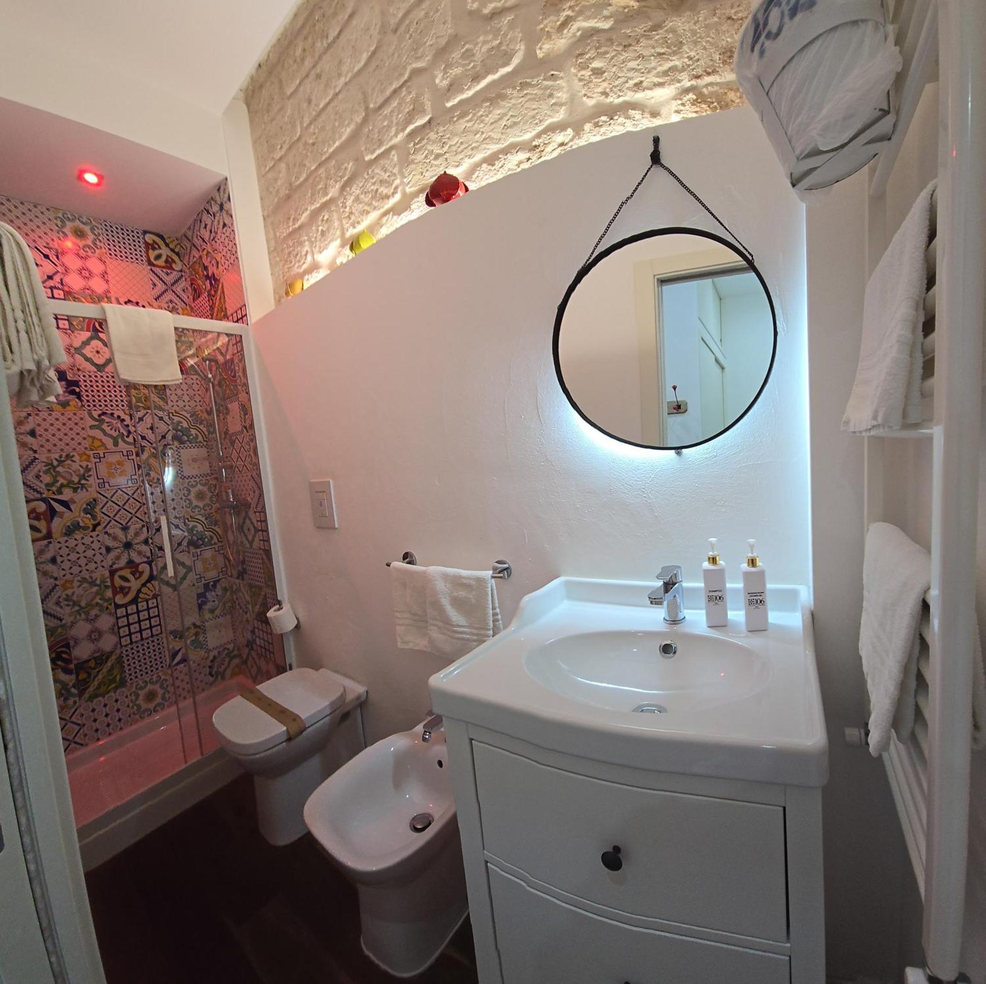 B&B 106 Maison de Charme Mola di Bari Extérieur photo